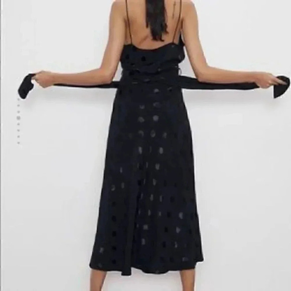NWT Zara Black Polka Dot Midi Jacquard Dress Size XS - Picture 2 of 12